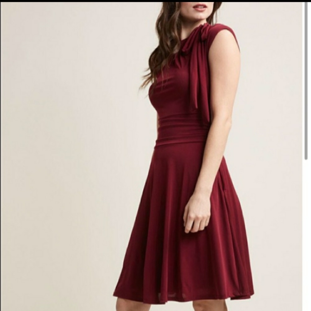 Modcloth A-line flores dress casual midi maroon